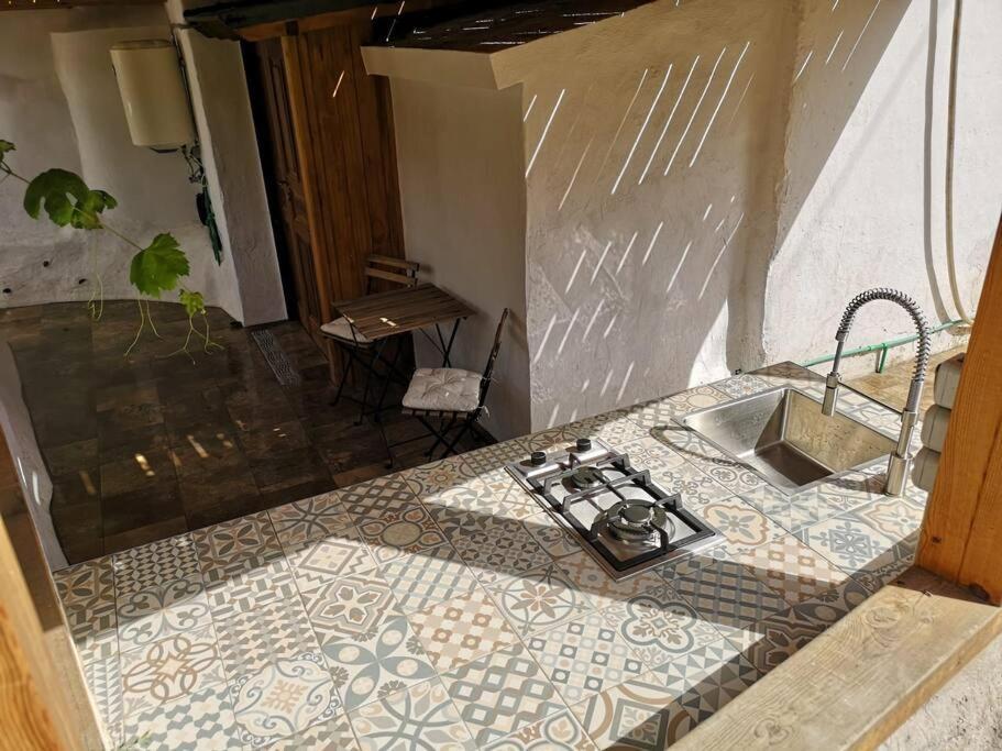 Souterrain Fuer Max 2 P., Bad, Aussenkueche, Garten Güimar Eksteriør billede